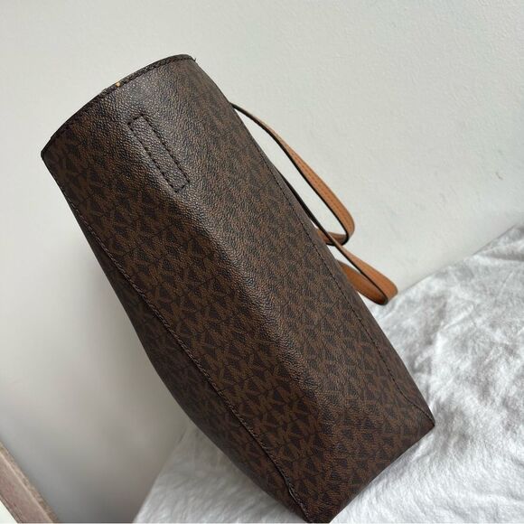 MICHAEL KORS Brown Signature North South Jet Set Voyager Tote laptop Work Bag - Picture 5 of 11